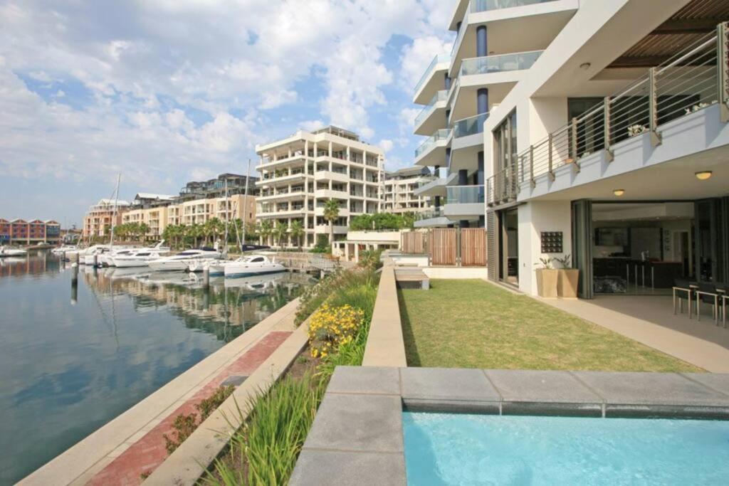 Outstanding V&A Marina Waterfront Apartment Kapstadt Exterior foto