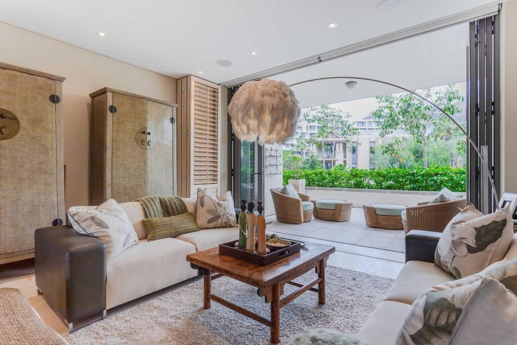 Outstanding V&A Marina Waterfront Apartment Kapstadt Exterior foto
