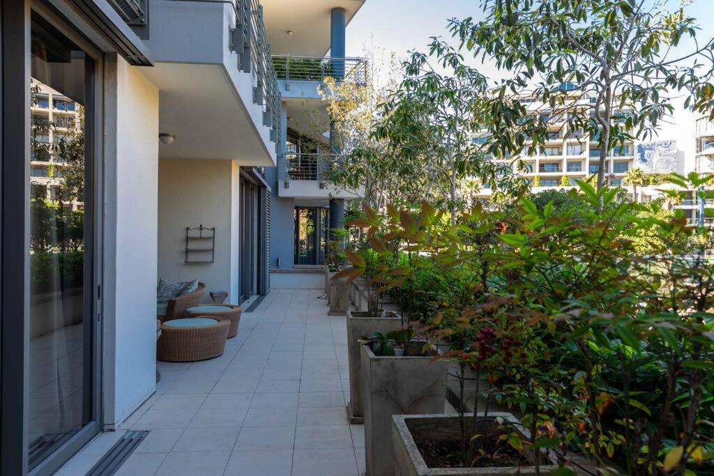 Outstanding V&A Marina Waterfront Apartment Kapstadt Exterior foto