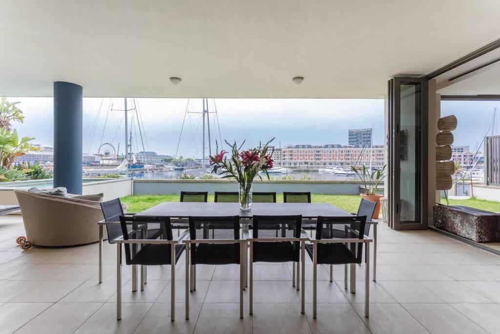 Outstanding V&A Marina Waterfront Apartment Kapstadt Exterior foto